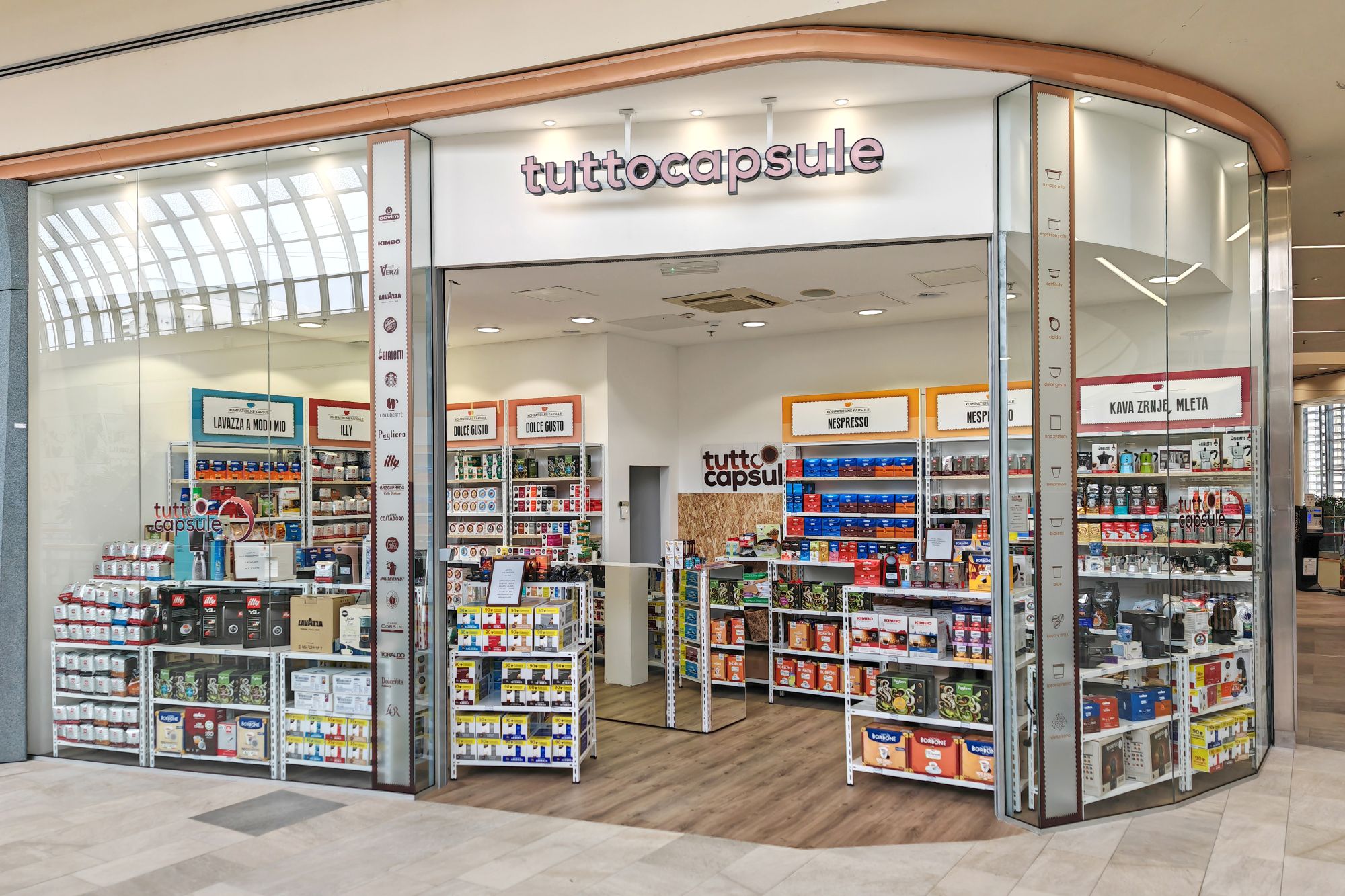 Europark s tremi spremembami: Ste že opazili nove in prenovljene trgovine?