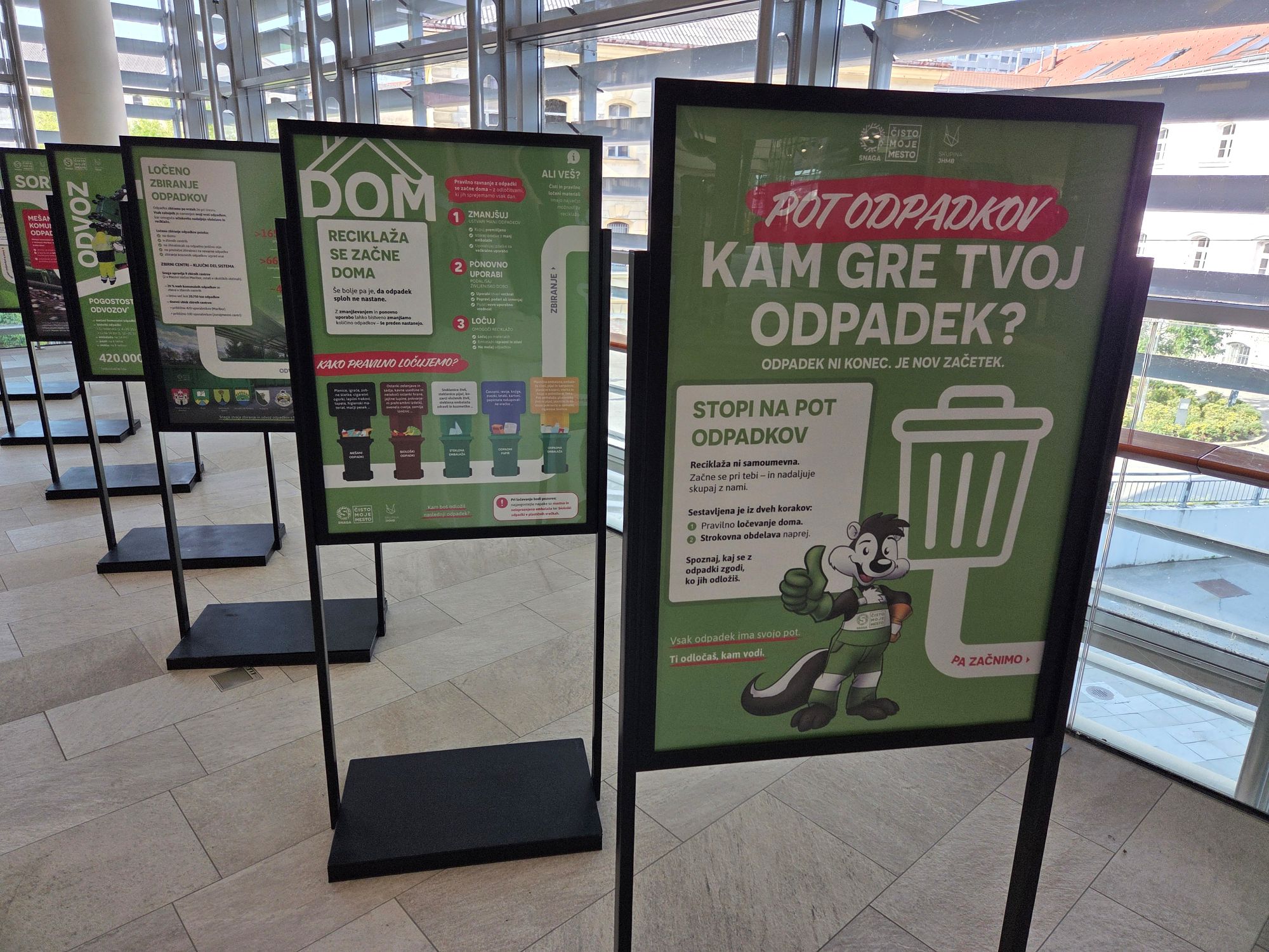 Kam v resnici odpotujejo vaši odpadki? V mariborskem Europarku odprli razstavo, ki razkriva skrito zakulisje