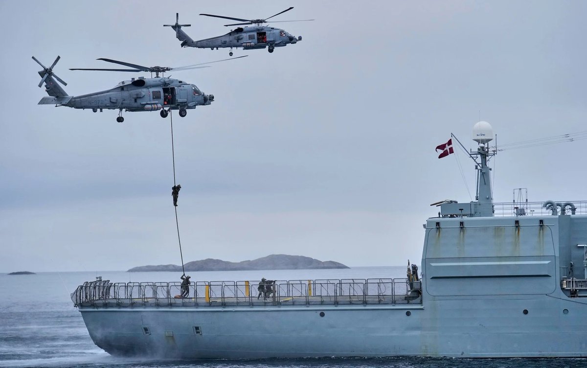 Danska krepi vojaško prisotnost na Grenlandiji po pritiskih iz ZDA