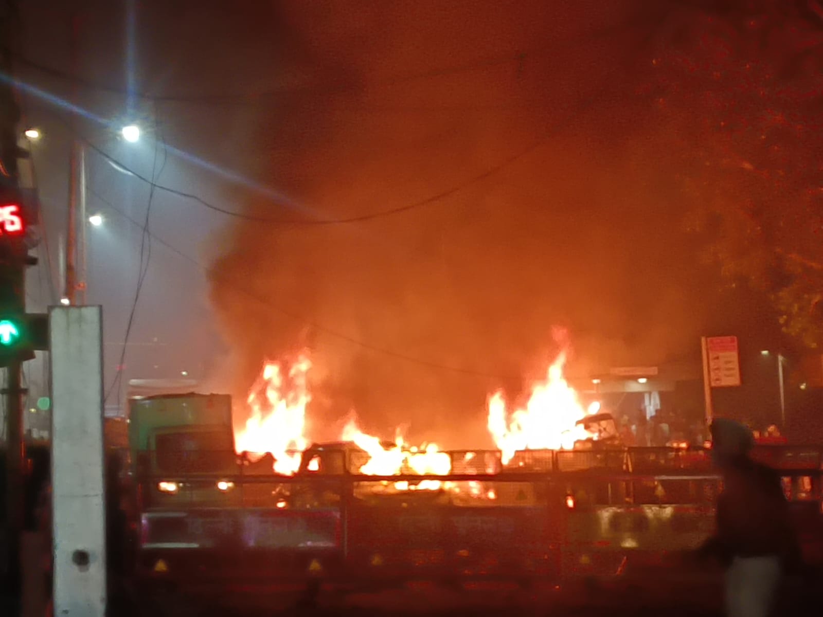 Eksplozija v bližini ene največjih znamenitosti na svetu, umrlo najmanj osem ljudi