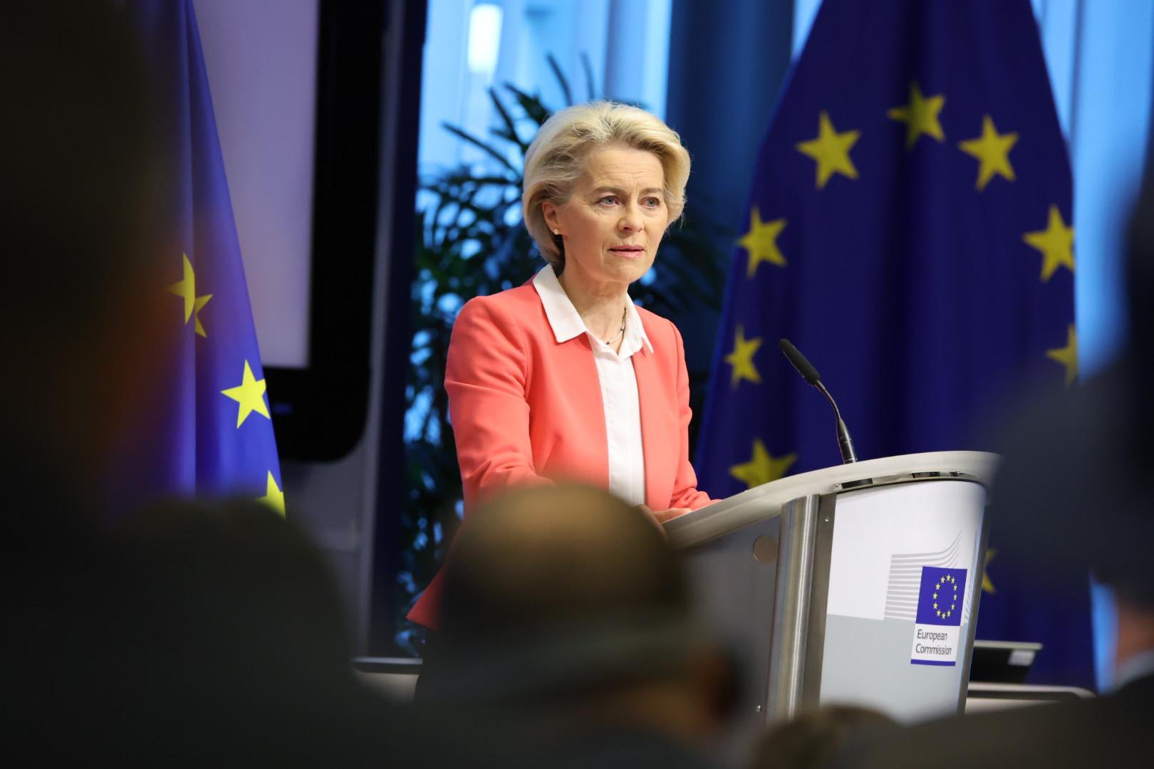 EU dosegla dogovor: Ursula von der Leyen ostaja na čelu Komisije