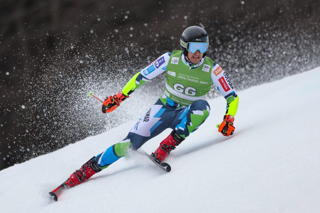 Šok za slovenski tabor: Alpski smučar po hudem padcu predčasno končal sezono
