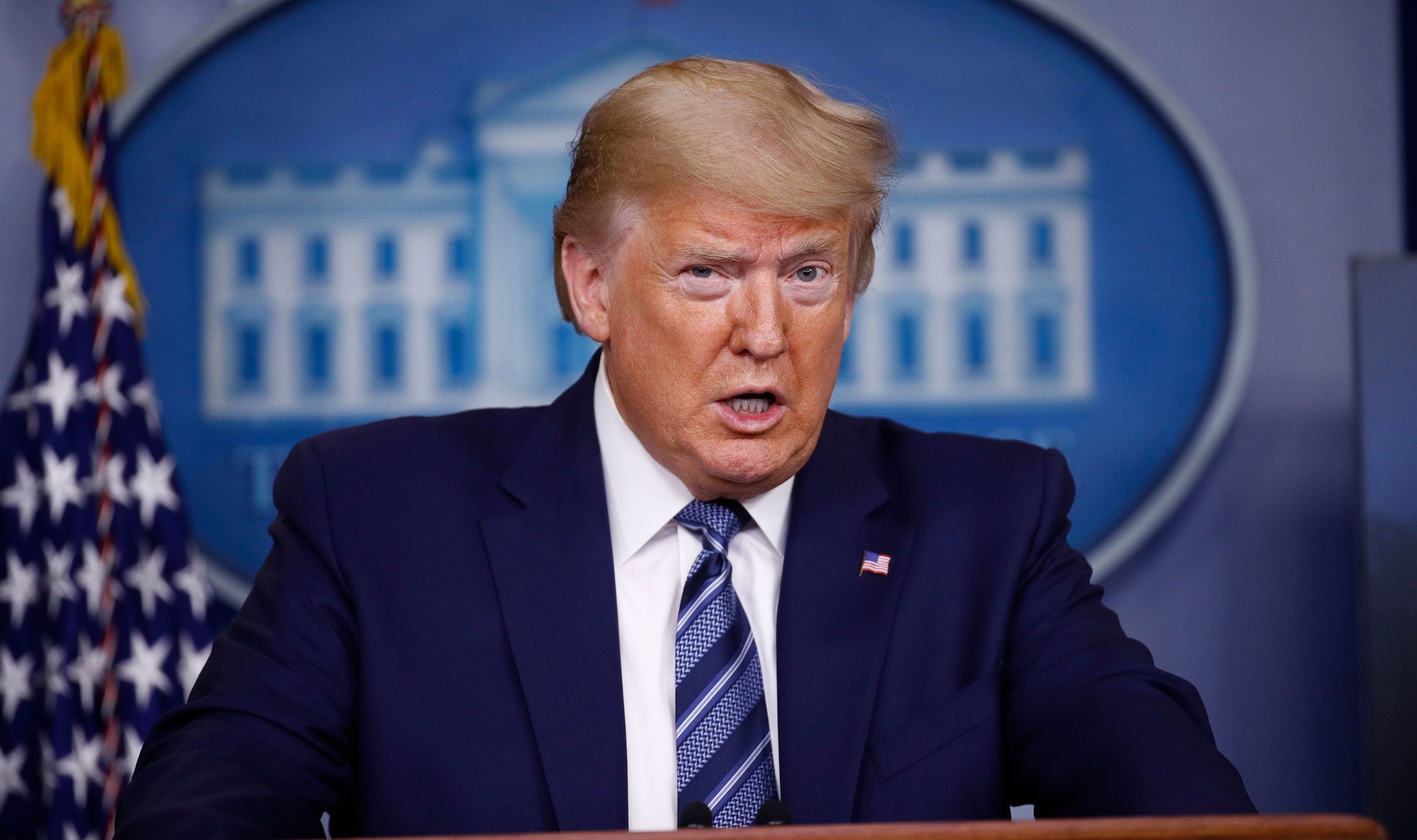 "Izgubili so vse, kar so lahko izgubili": Trump Iranu ponuja amnestijo ali smrt