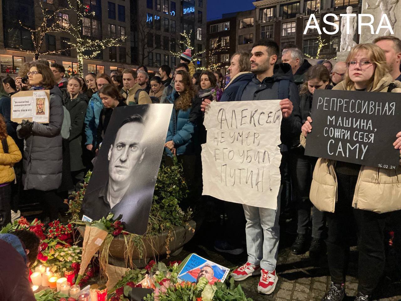 FOTO in VIDEO: Rusija se trese, v protestih po smrti Navalnega veliko aretacij