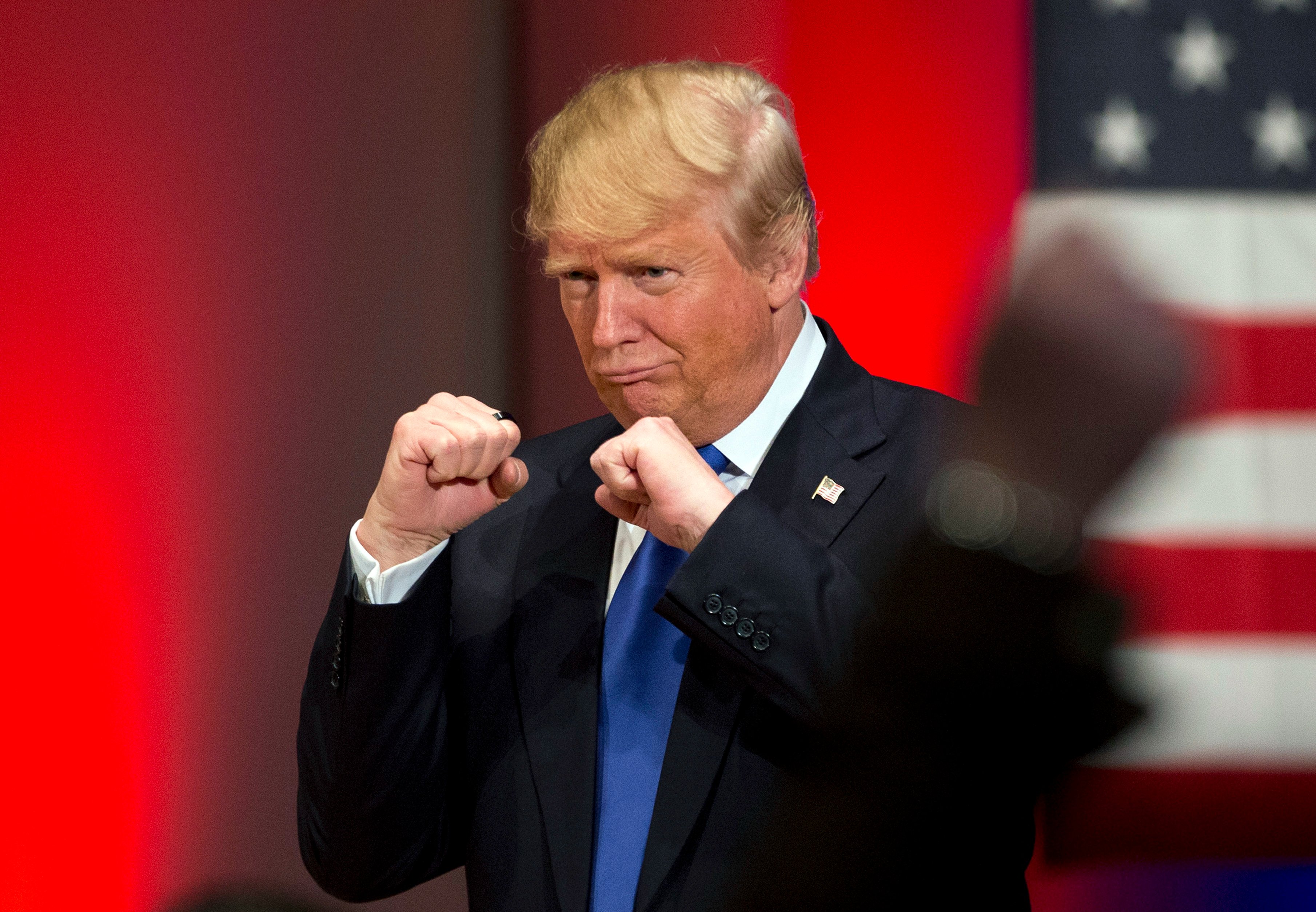 Ne boste verjeli, kaj se bo za Trumpov 80. rojstni dan dogajalo na zelenici Bele hiše