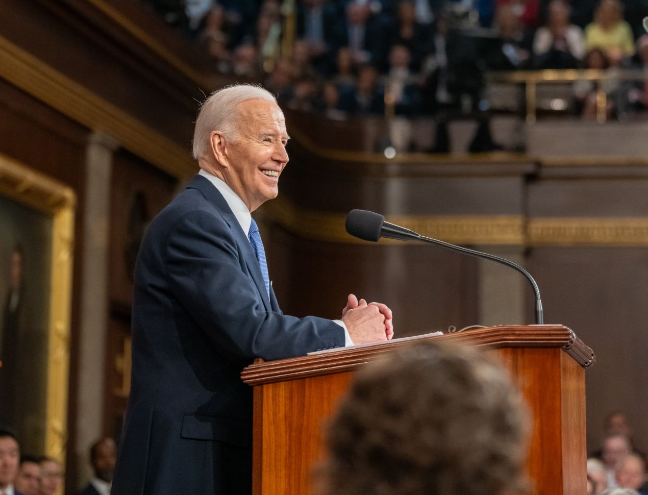 Biden z ognjevitim govorom sklenil prvi dan konvencije: ''Donaldu je mar le zase''