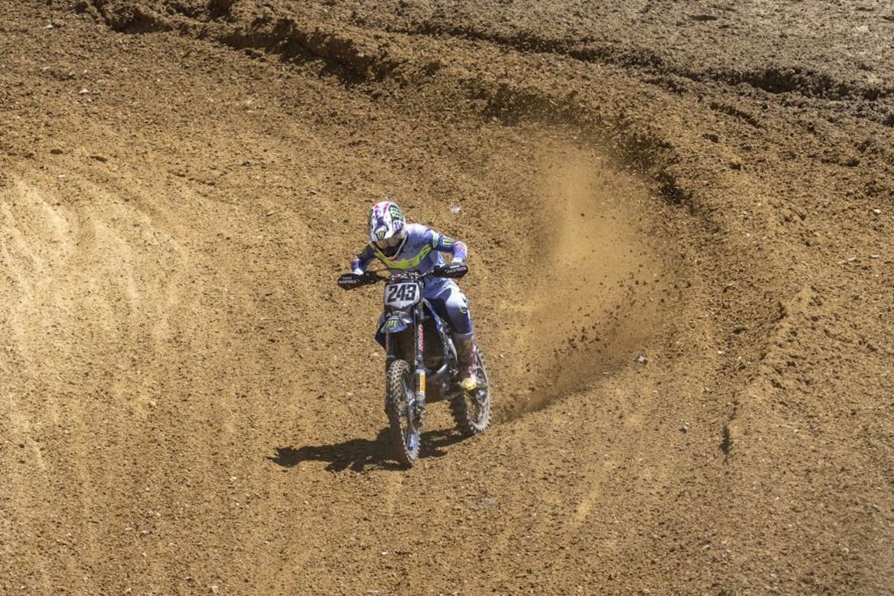 Tim Gajser v Veliki Britaniji znova na stopničkah