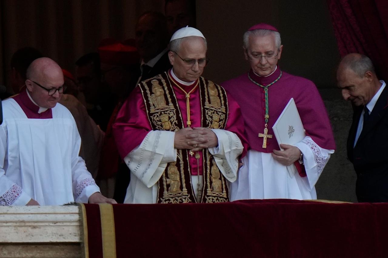 Papež Leon XIV. bo danes daroval mašo, v nedeljo molitev z verniki