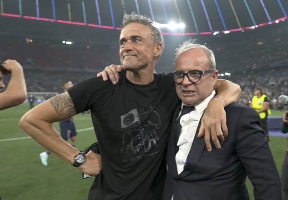 Ganljivi prizori: Luis Enrique ob zmagi v ligi prvakov z mislimi pri svoji pokojni hčerki