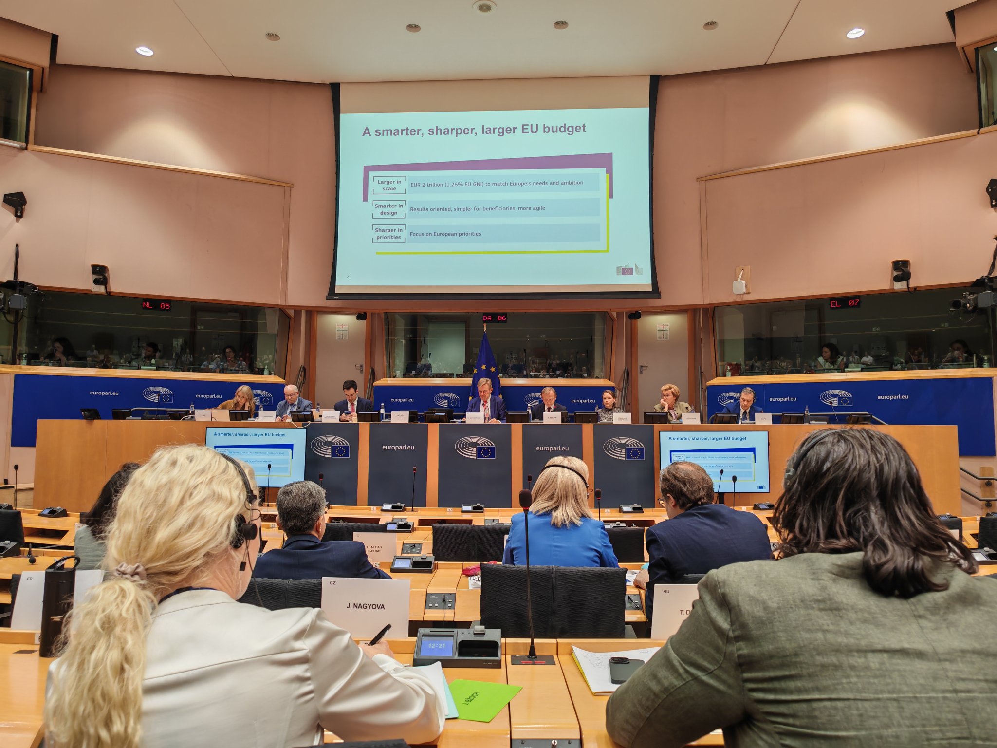 Na mizi rekordnih 2000 milijard evrov: Kaj bo EU financirala do 2034?