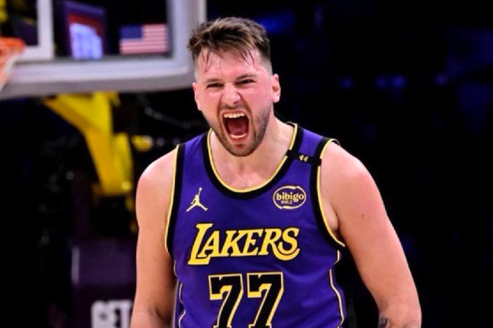 Luka Dončić še vedno na bolniški: Slovenski as zaradi poškodbe prisilno na stranskem tiru