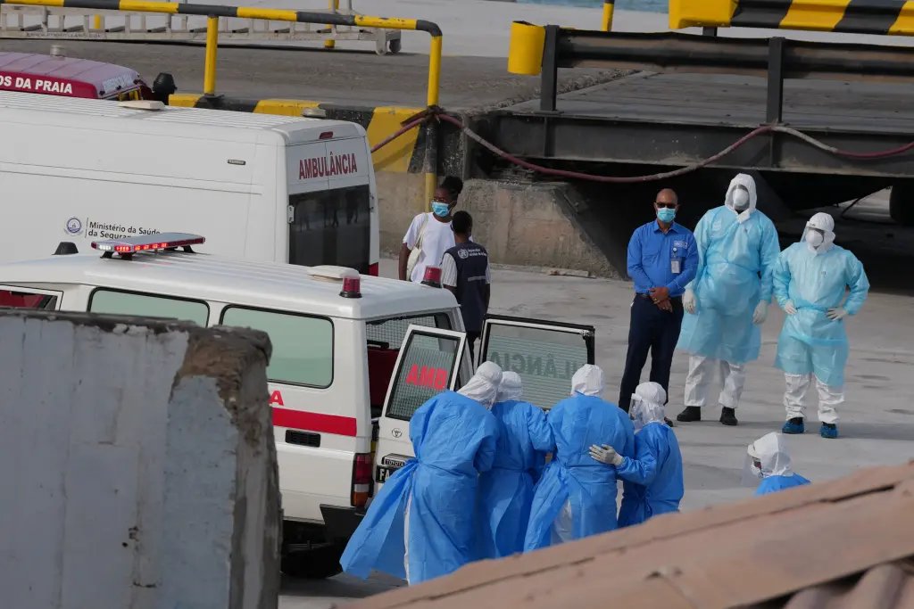 Hantavirus se širi v Evropo, potnike križarke vračajo domov: Protesti zaradi strahu pred novo pandemijo