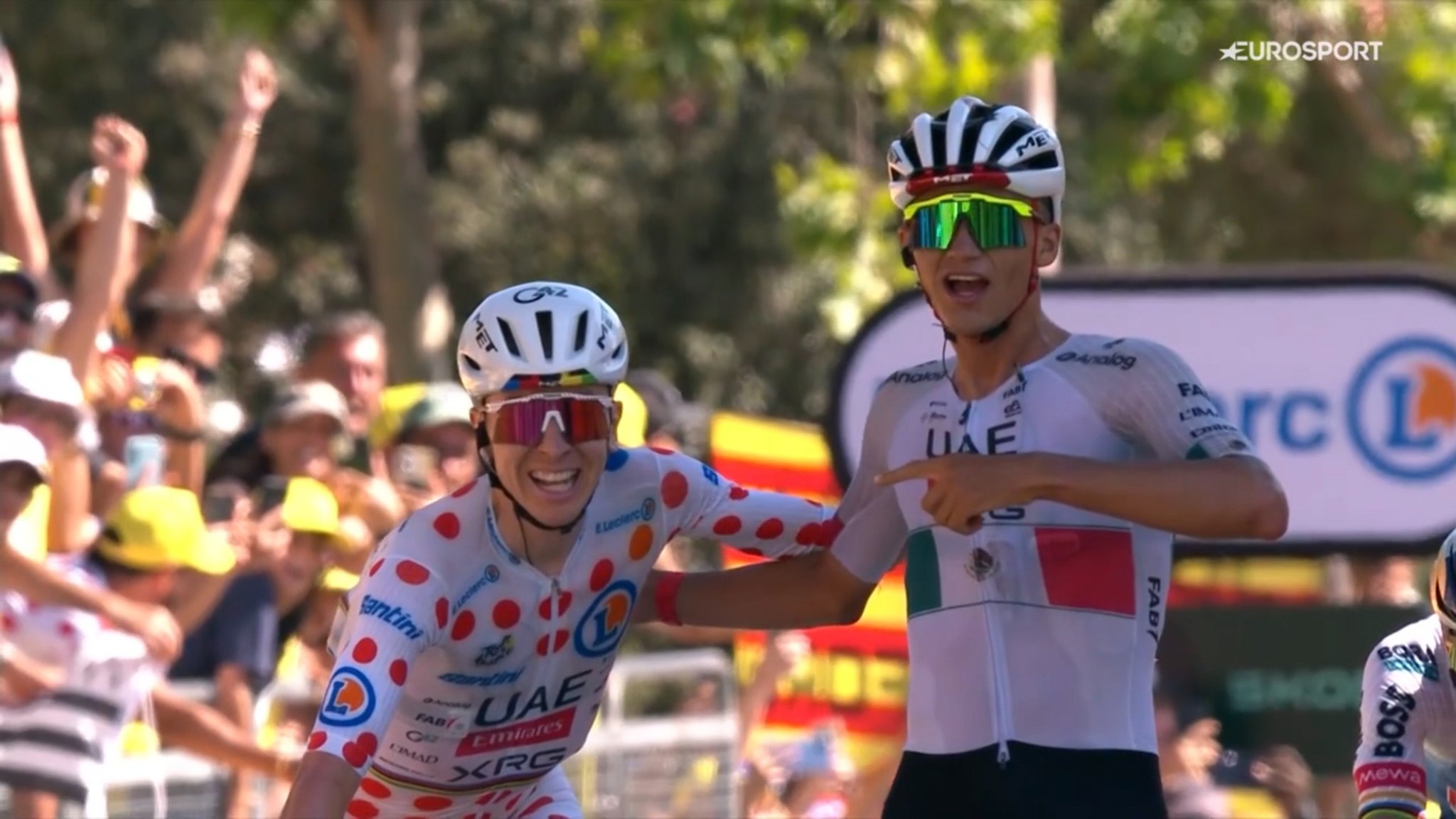 Pogačar podaril zmago Del Toru, Vingegaard ostaja v rumenem