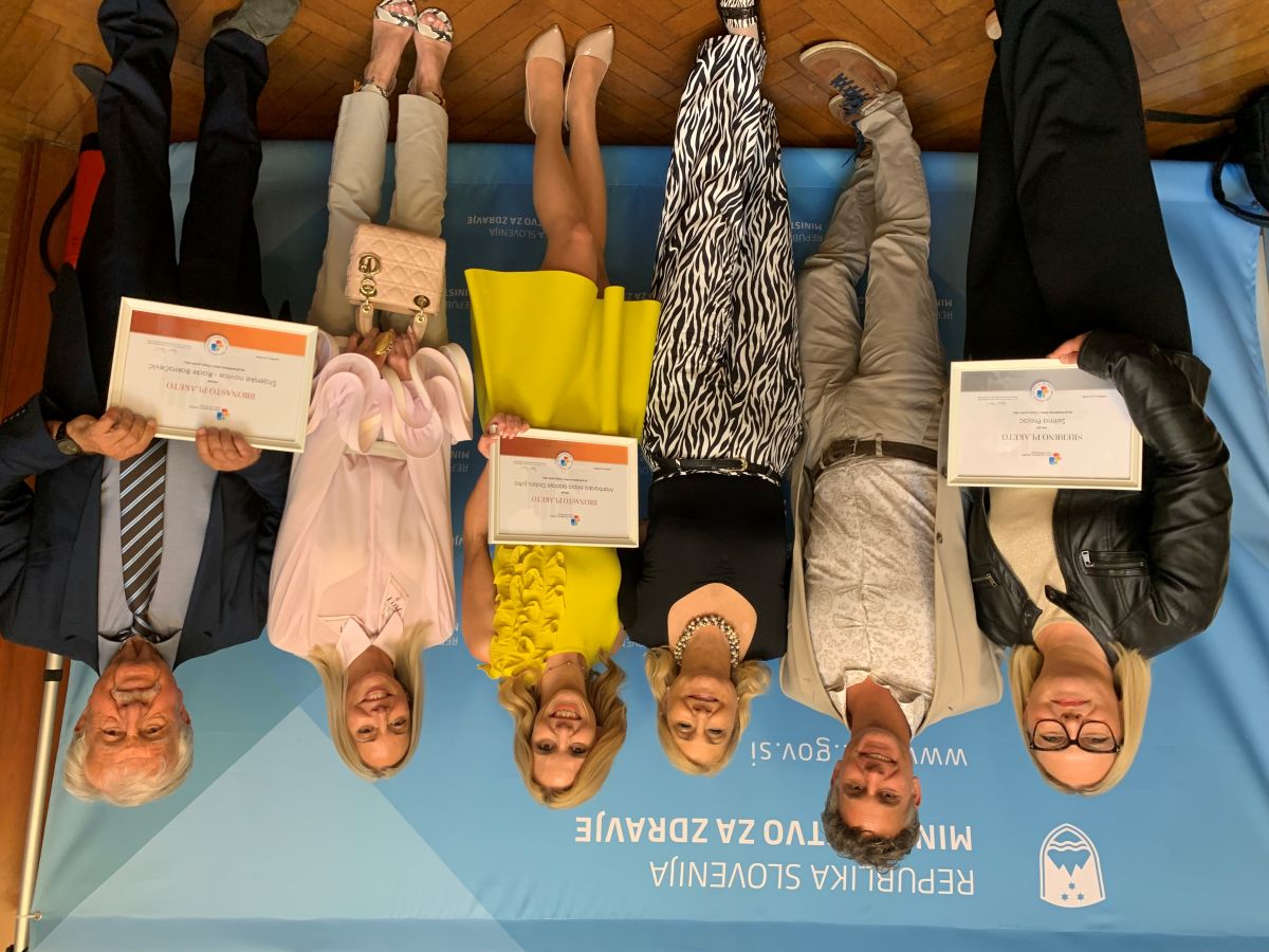 FOTO: Letošnji nominiranci Društva za boj proti raku Štajerske Maribor prejeli skupno tri priznanja