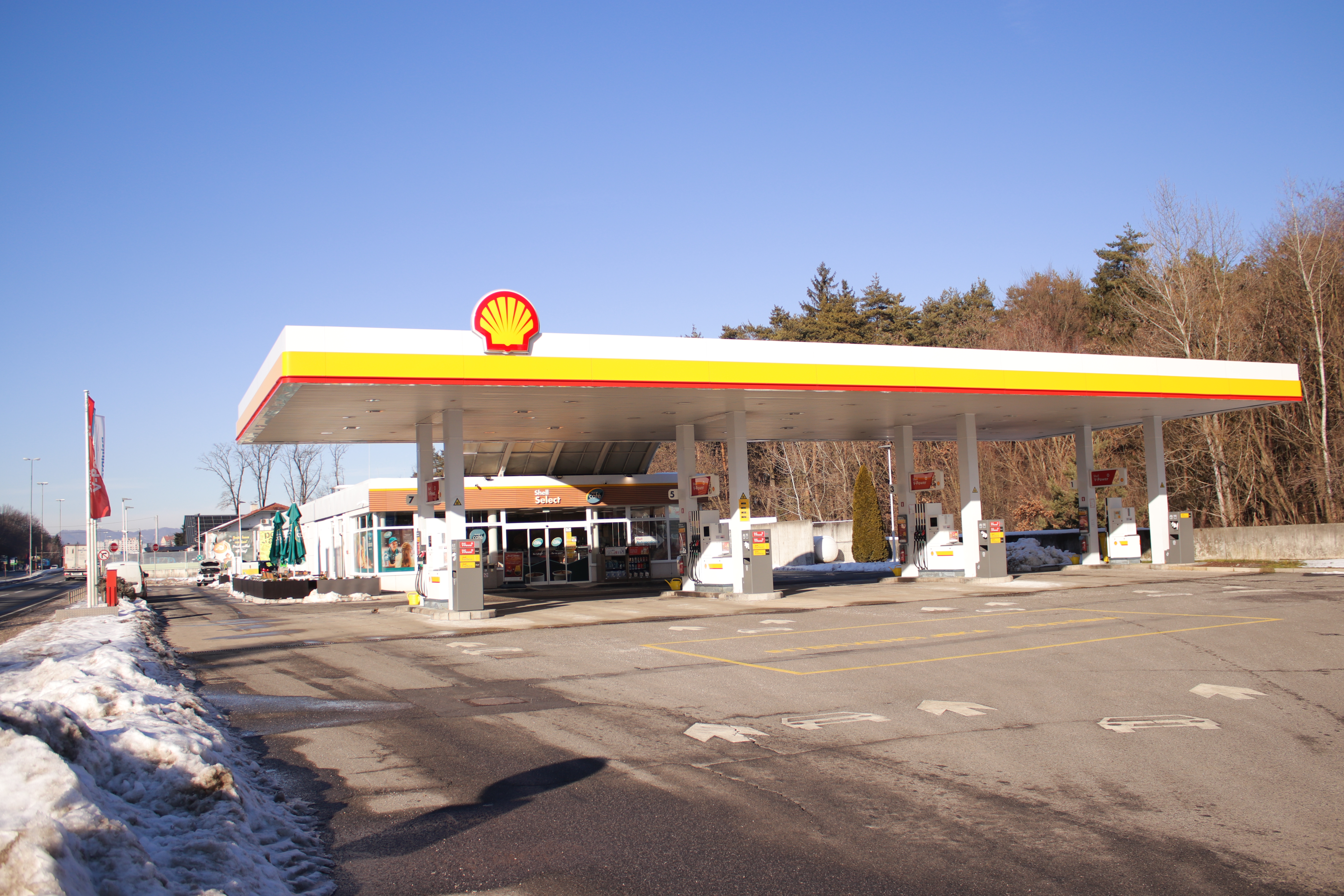 Na  Shellu lahko spijete kavo še pred sončnim vzhodom, ob tem pa izkoristite priložnost za do 1.500 evrov brezplačnega goriva