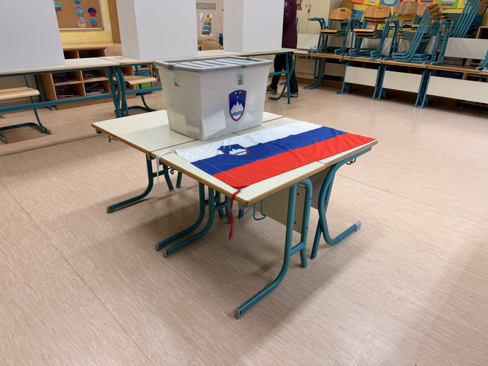 Zelena luč odbora DZ za nov referendum, na volišča bi odšli decembra