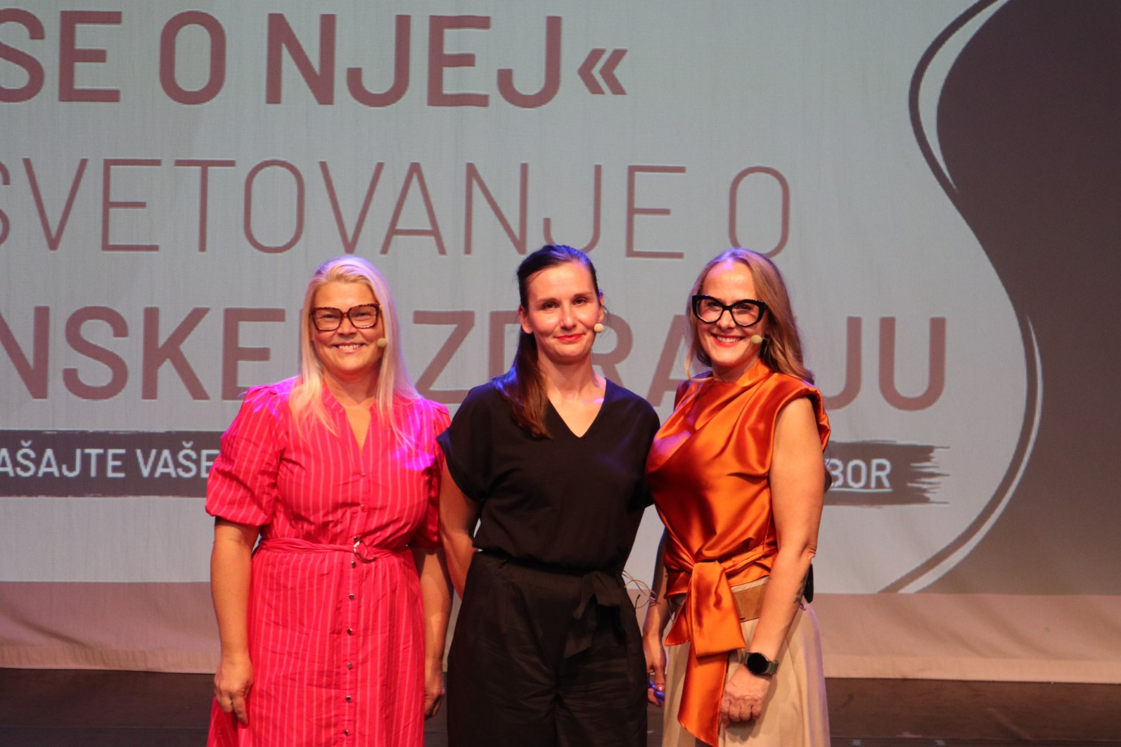 FOTO: Lekarne Maribor izvedle predavanje o ženskem zdravju