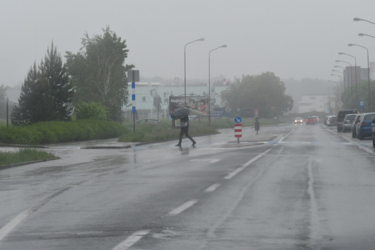 Vremenska postaja v okolici Maribora izmerila rekordno količino padavin v maju