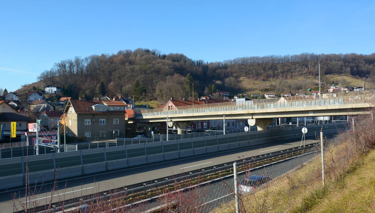 Za poslovno stavbo Darsa v Ljubljani namenjeni milijoni, kaj pa bo z nadvozom v Mariboru?