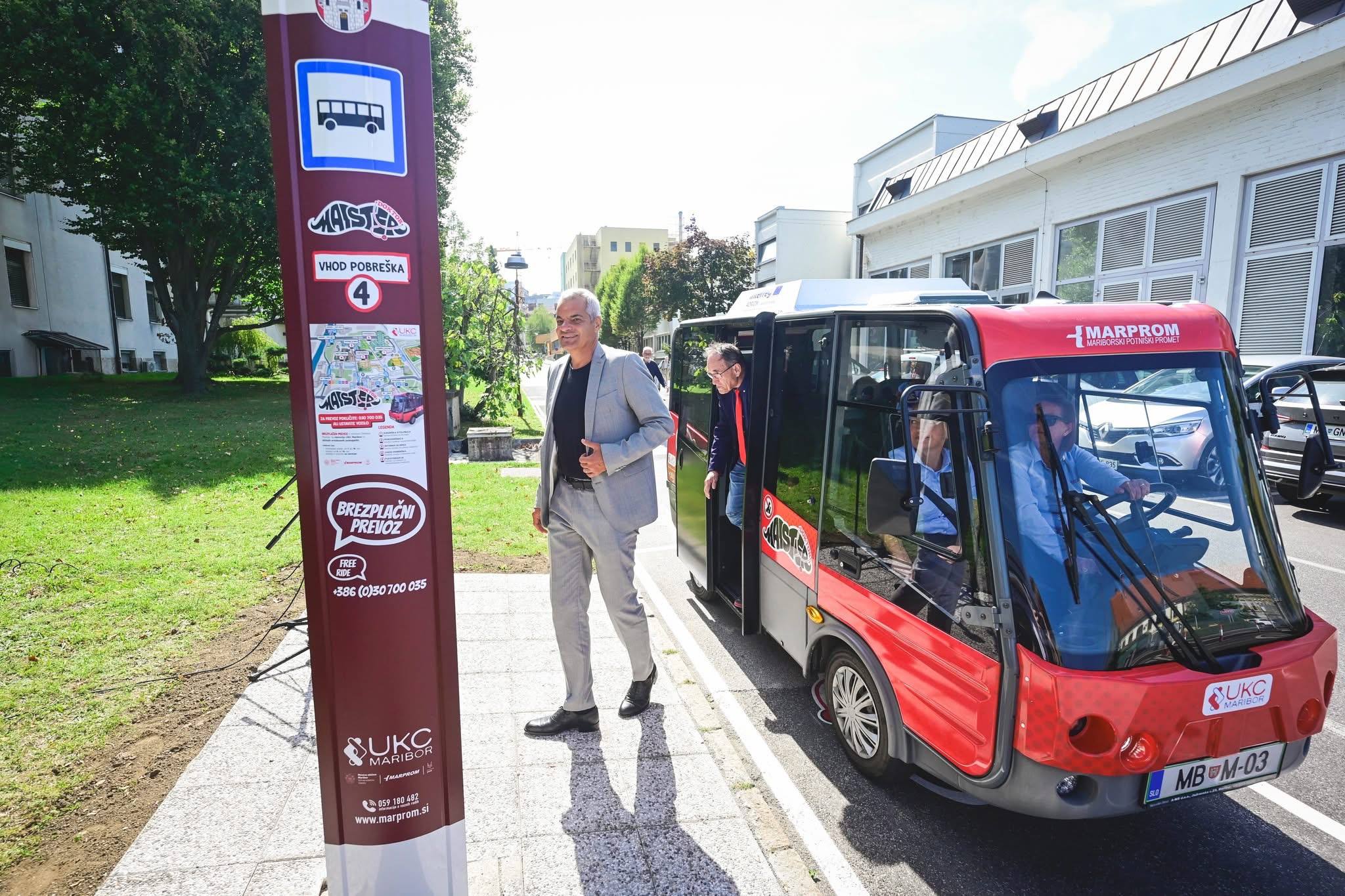 Maribor prehaja na elektriko: Električni mini Maistri in sončne elektrarne za polnjenje avtobusov