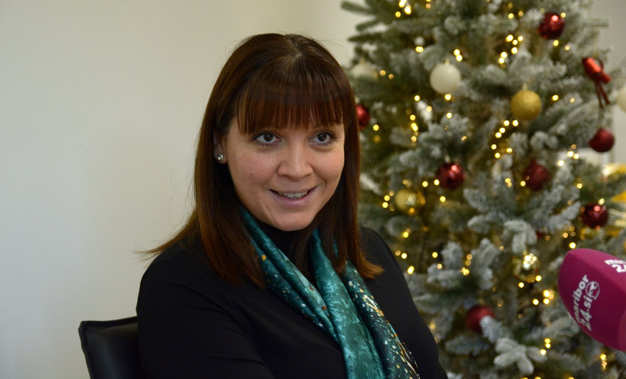 VIDEO: Županja Tamara Šnofl o letu, ki se izteka, in investicijah v 2026