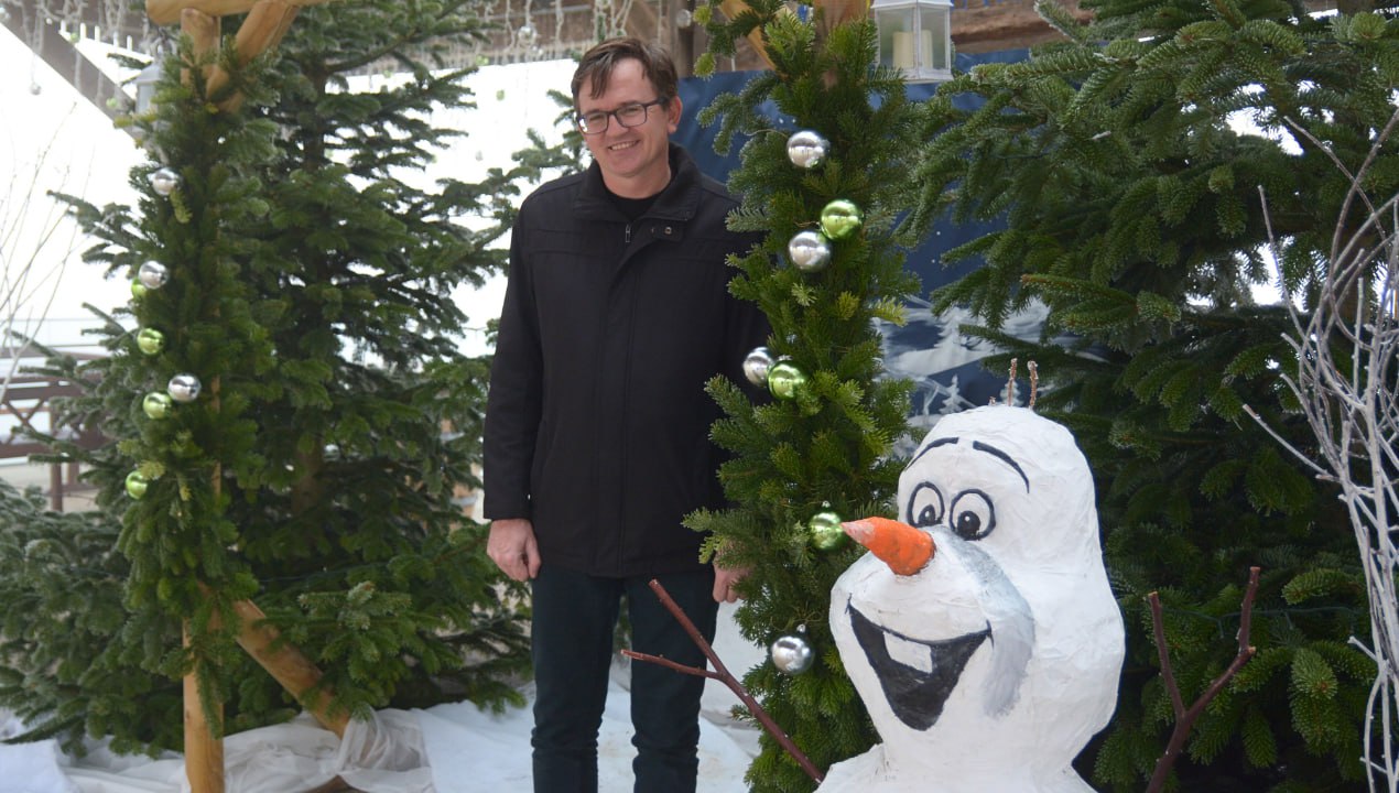 VIDEO: Anovčani bodo novo leto dočakali na osrednjem trgu, ki bo tudi za silvestrovo žarel v novih lučkah