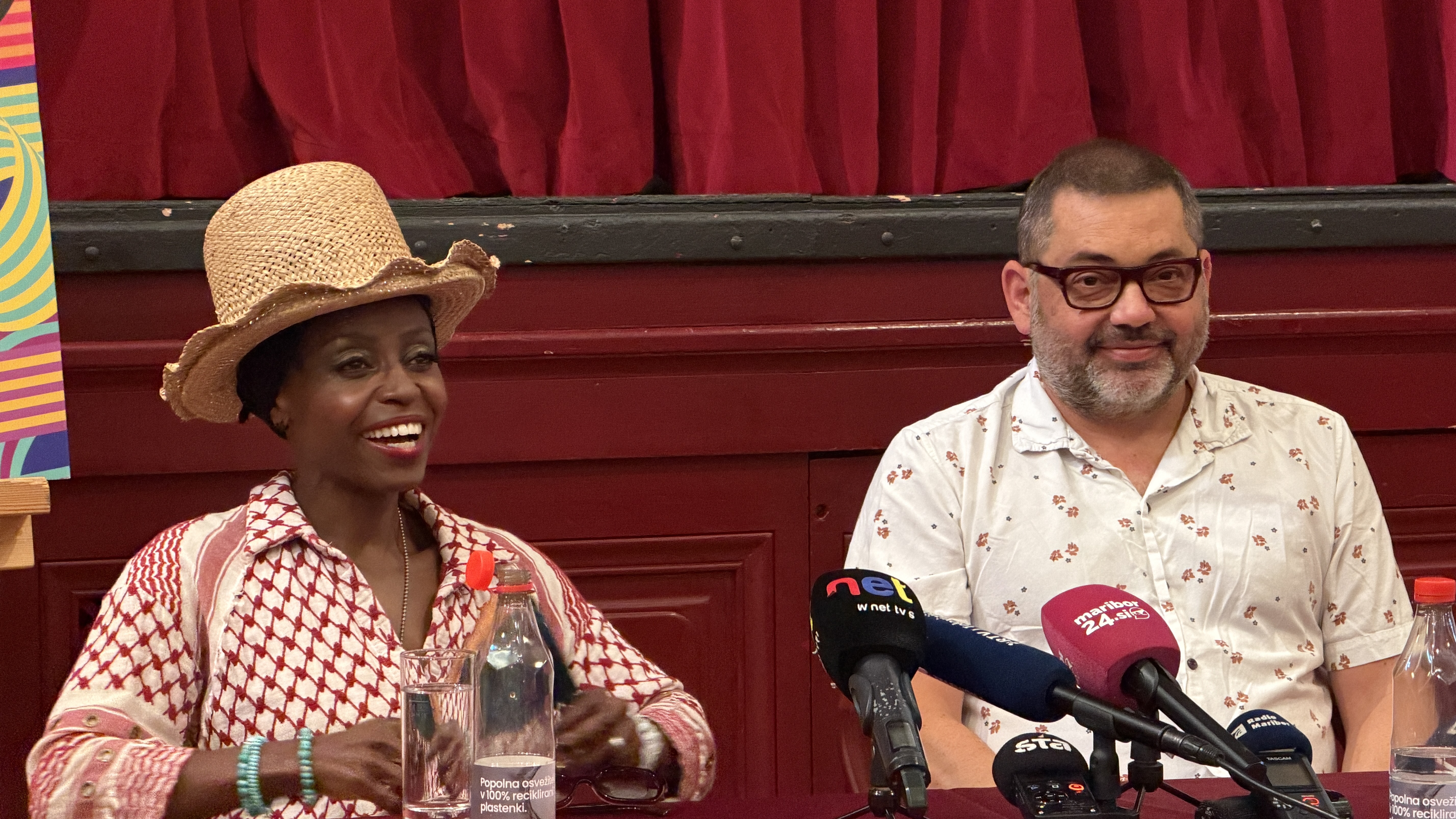 Morcheeba pred nastopom na Festivalu Lent brez olepšav: "Svet je bil vedno nor, le da zdaj o tem poslušamo nenehno"