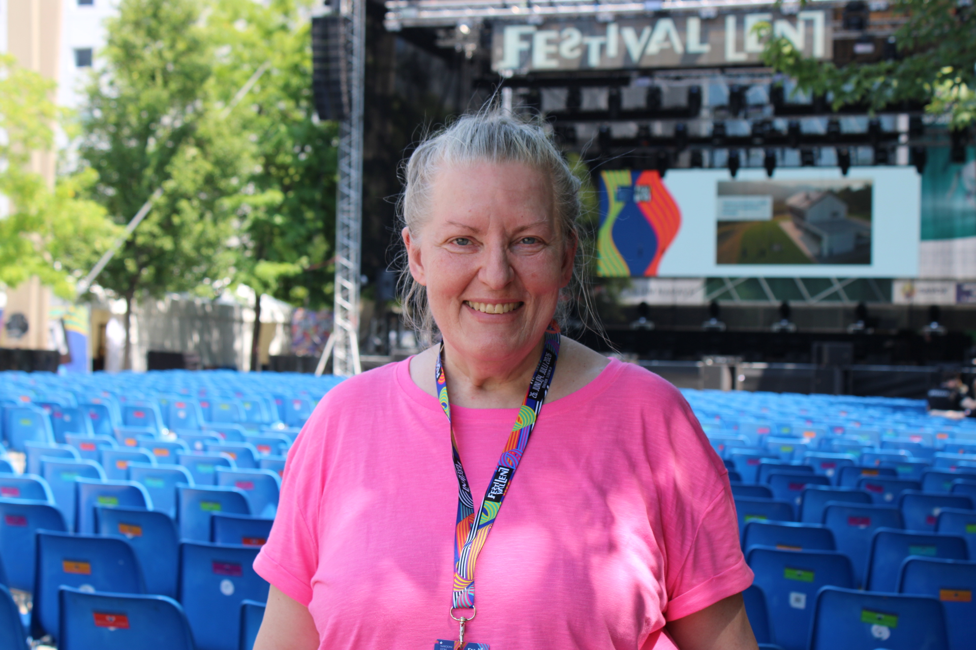 "Mama Folkart" iskreno: "Mene boli želodec, dokler ne pridejo vse skupine srečno v Maribor"