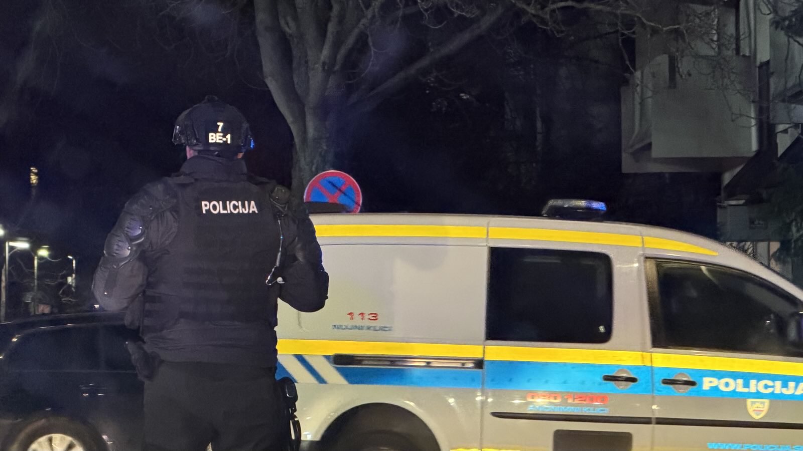 Vlomilci udarili, ko so bili obveščevalci na zabavi: Kaj pravijo na ministrstvu?