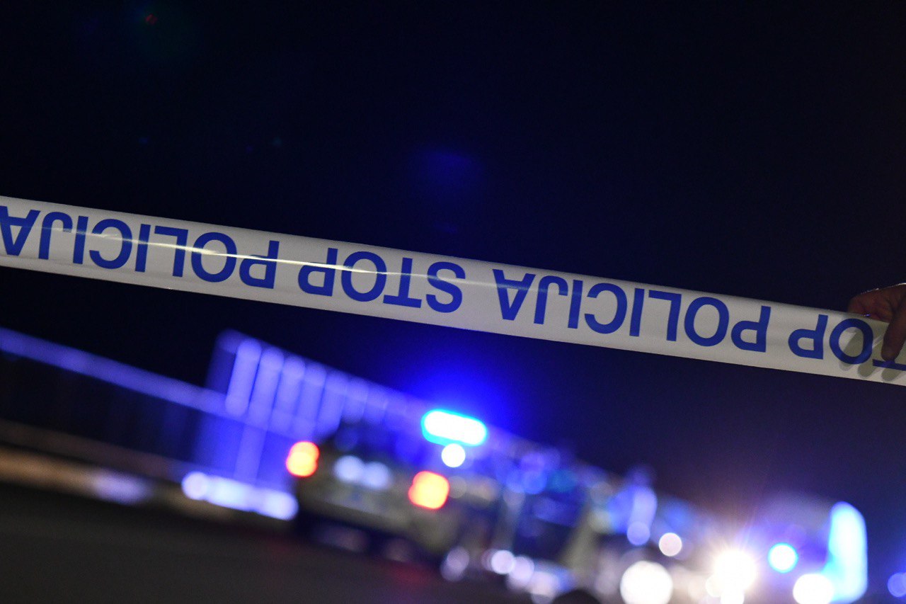 Najprej sta razstrelila bankomat, nato pobegnila na Madžarsko