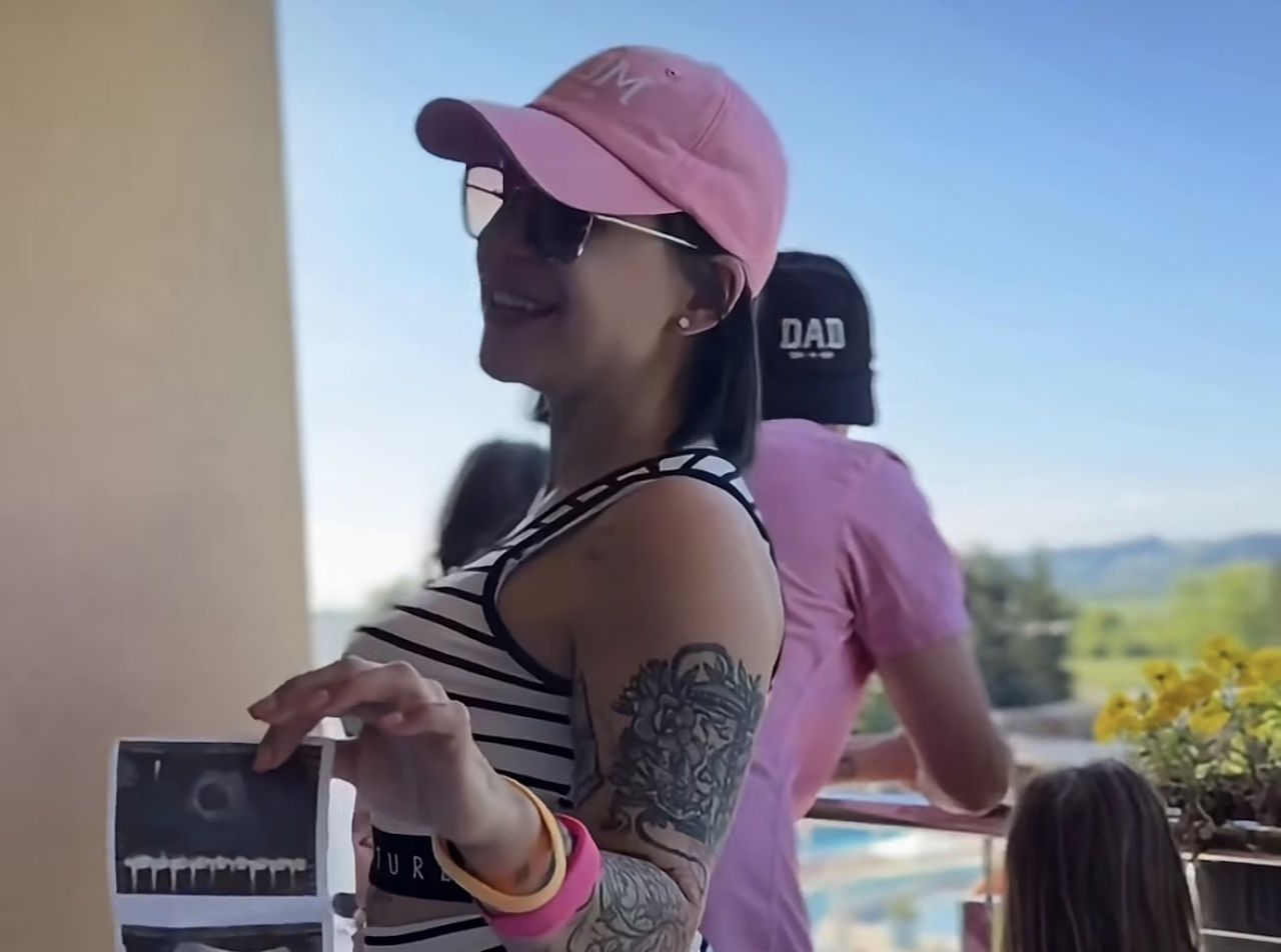 Urška Gros iz šova Kmetija znova noseča: Kdo je oče?