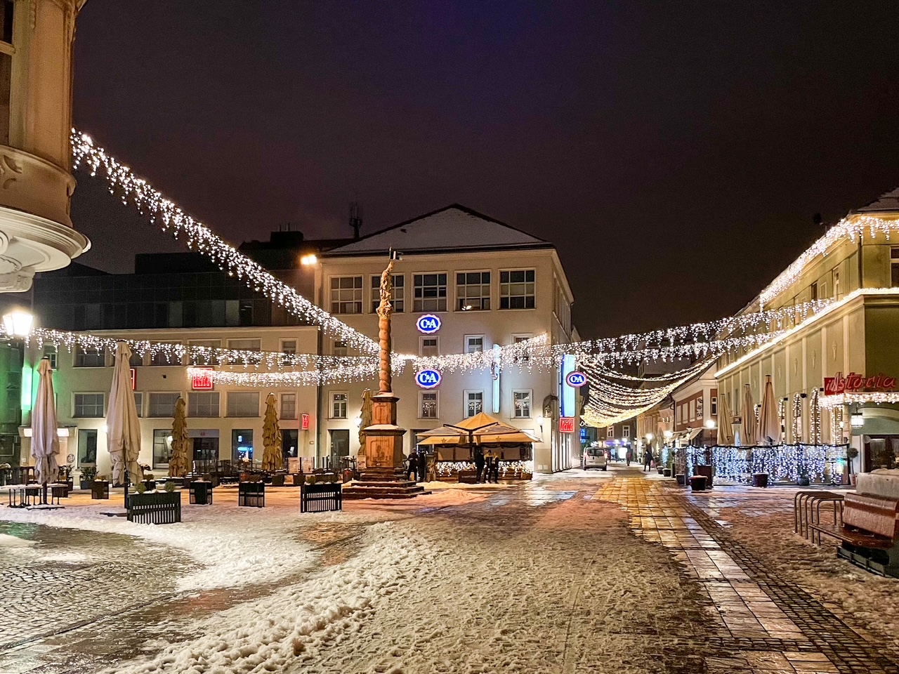 Po 18 letih znova bel božič: Snežiti lahko začne že jutri