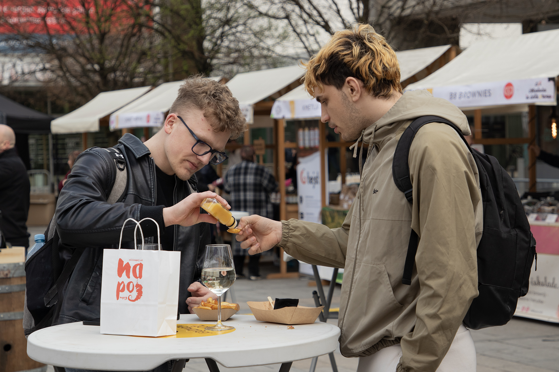 FOTO in VIDEO: V Mariboru festival okusov, kjer čili ob čokoladi letos najde mesto tudi ob siru in salami