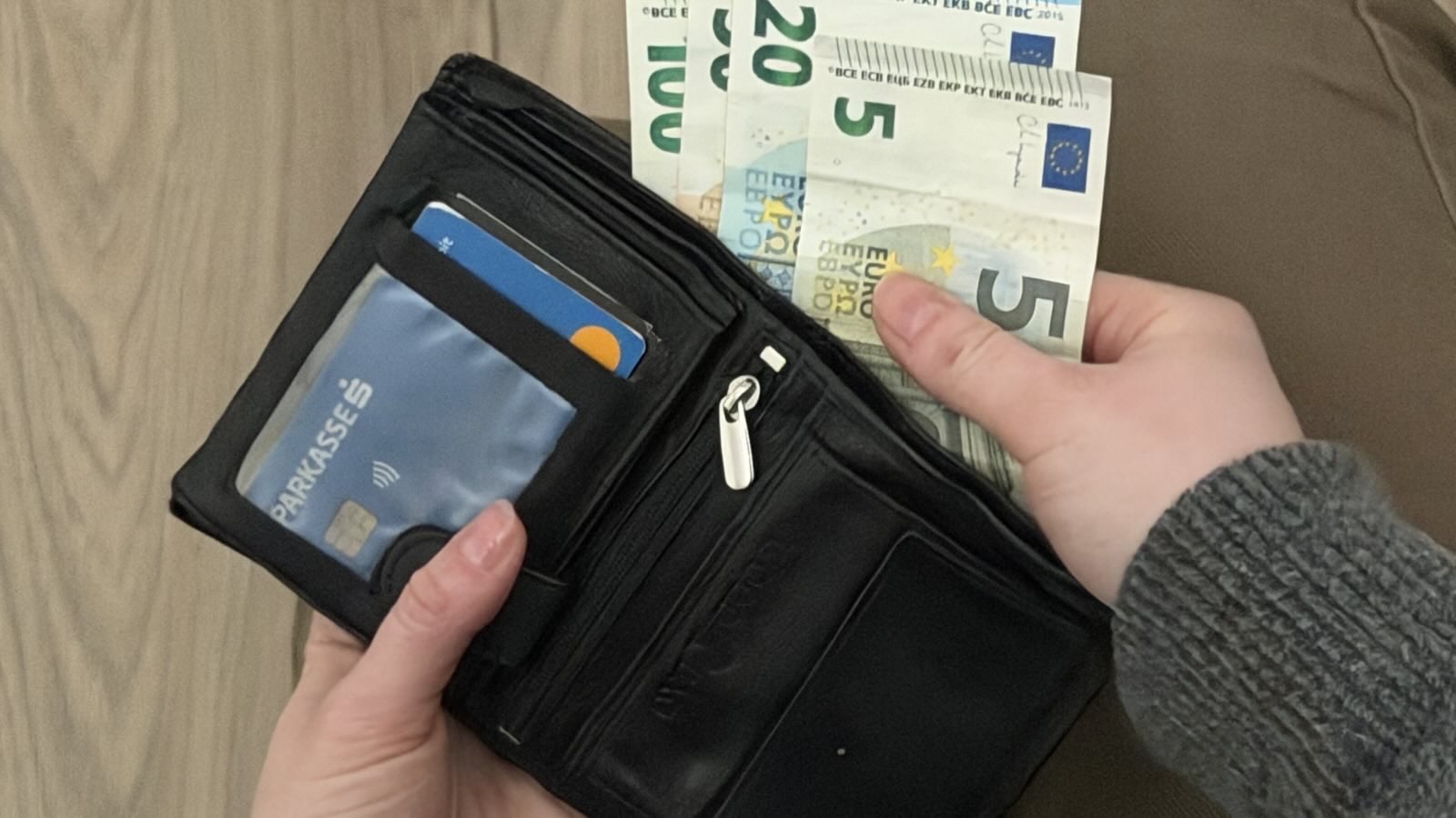 Slovenci prvi na svetu: V uporabo prihaja kartica, ki omogoča nekaj popolnoma novega