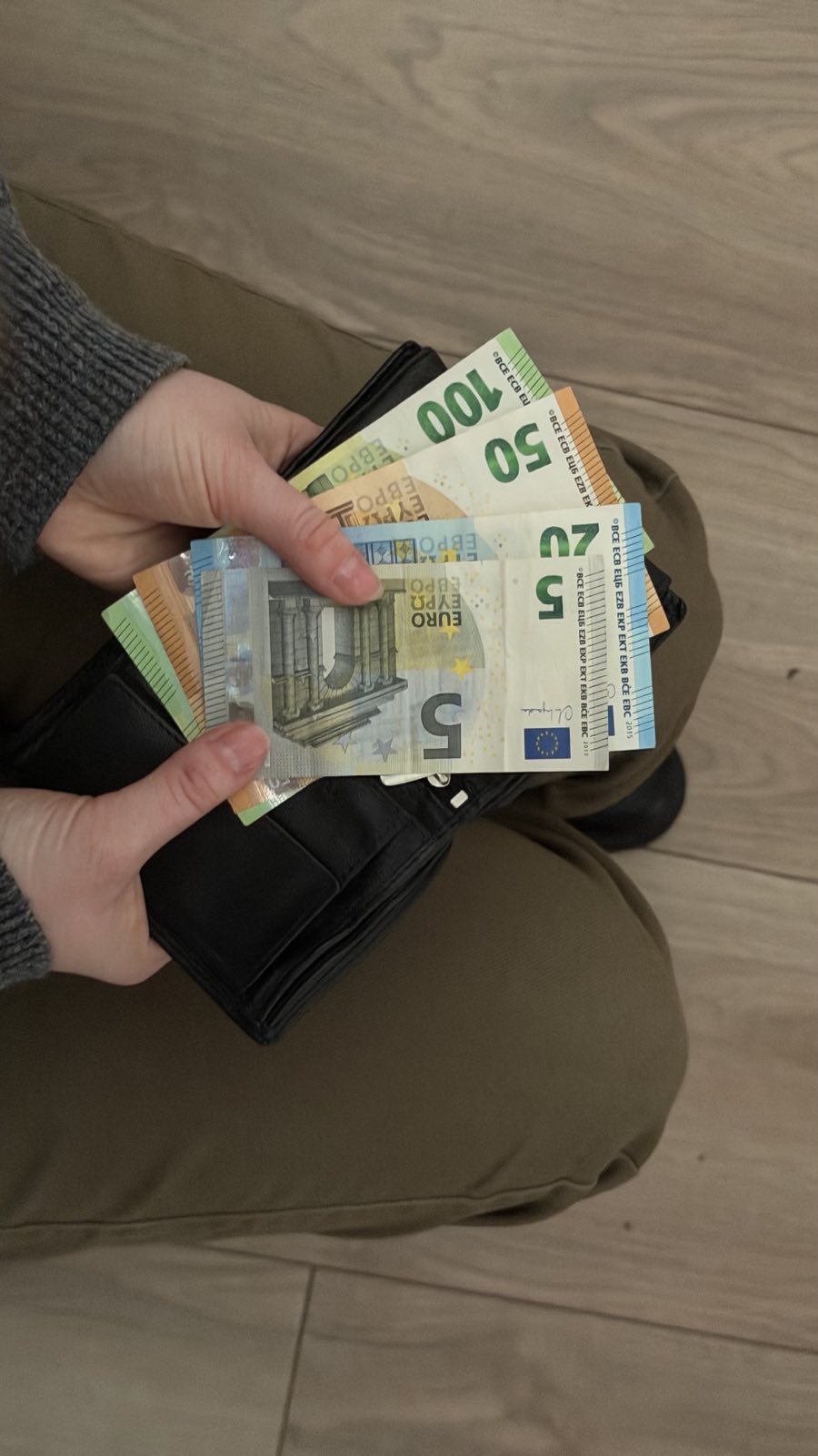 Radi plačujete z gotovino? Prihajajo nova pravila, potrebovali boste alternativo