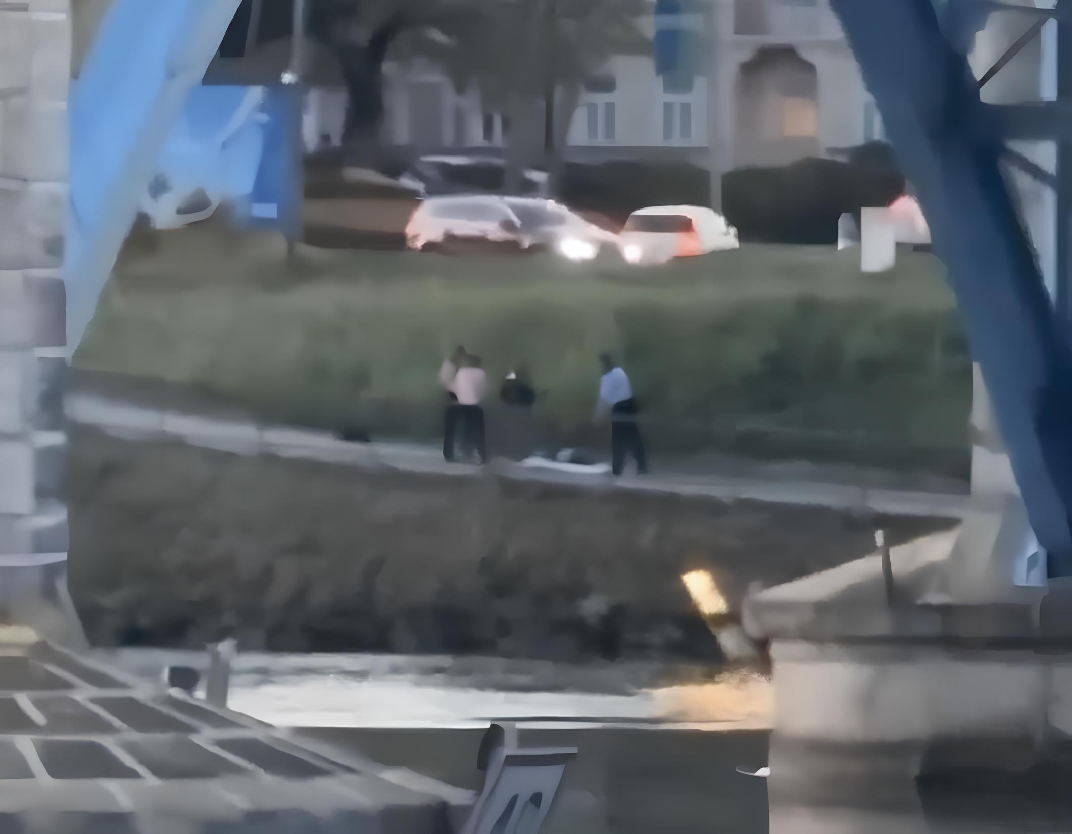 FOTO: Iz Drave pri Železniškem mostu potegnili moško truplo