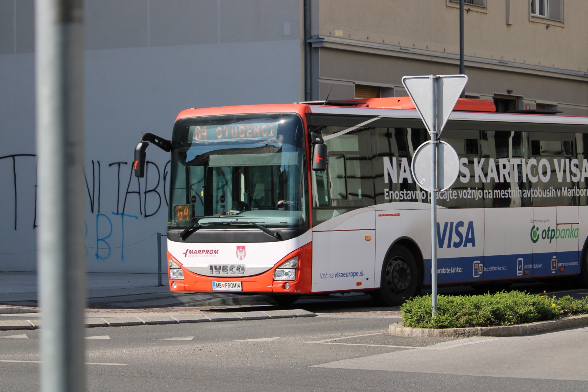 Kdaj bo Maribor začel polniti avtobuse s sončno energijo?