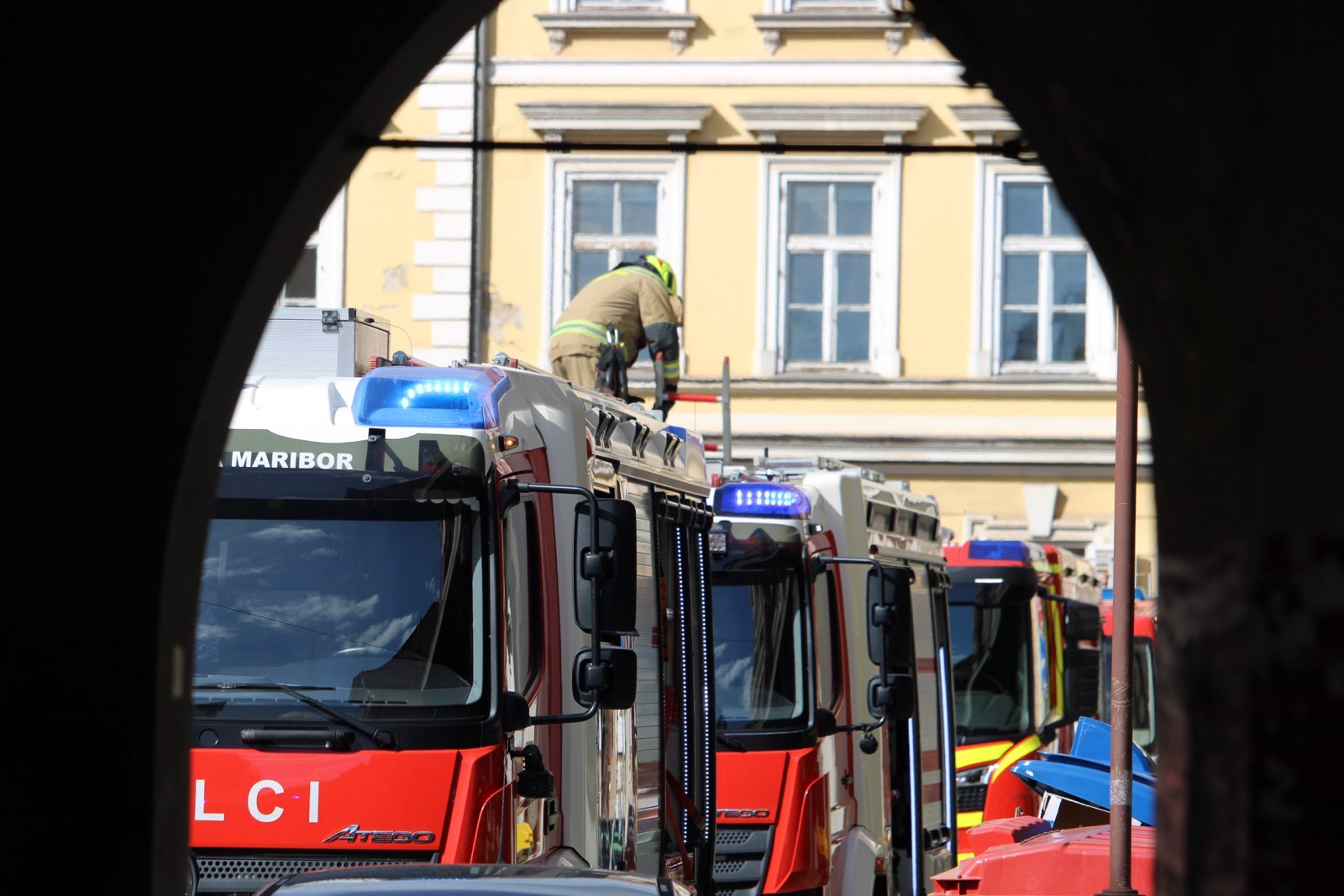 Črn dim nad Slovensko Bistrico: Ogenj zajel hišo, nastala ogromna materialna škoda