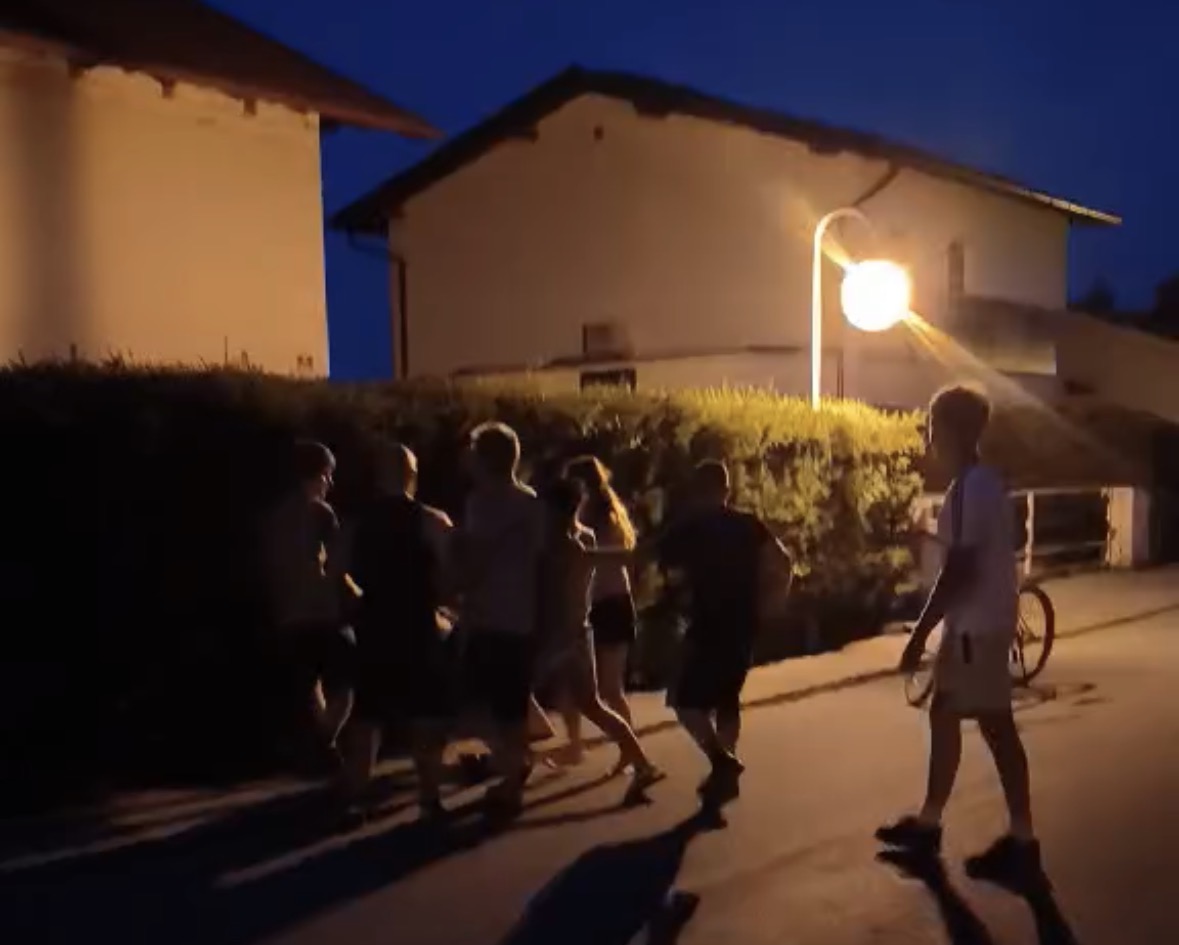 Nasilje mladoletnikov v Dupleku: Župan poziva k prijavam, policija poostruje nadzor