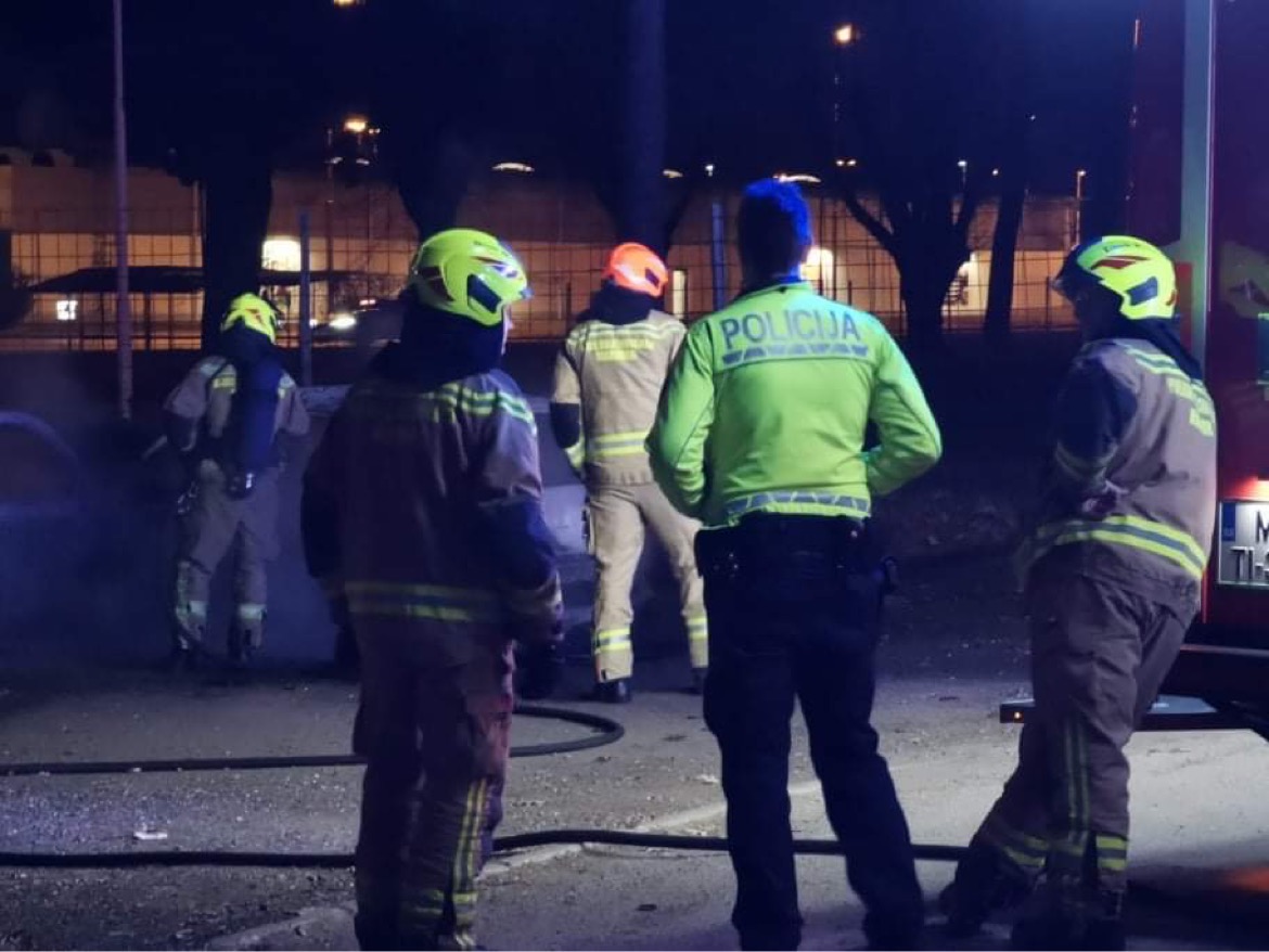 Za policiste silvestrska noč minila razmeroma mirno
