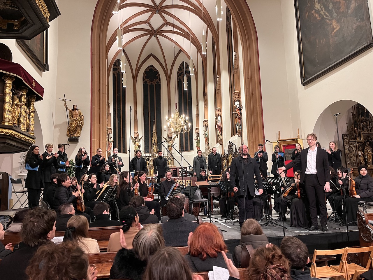 Izjemen glasbeni spektakel v Mariboru: Pasijon po Mateju združil umetnike z vse Evrope