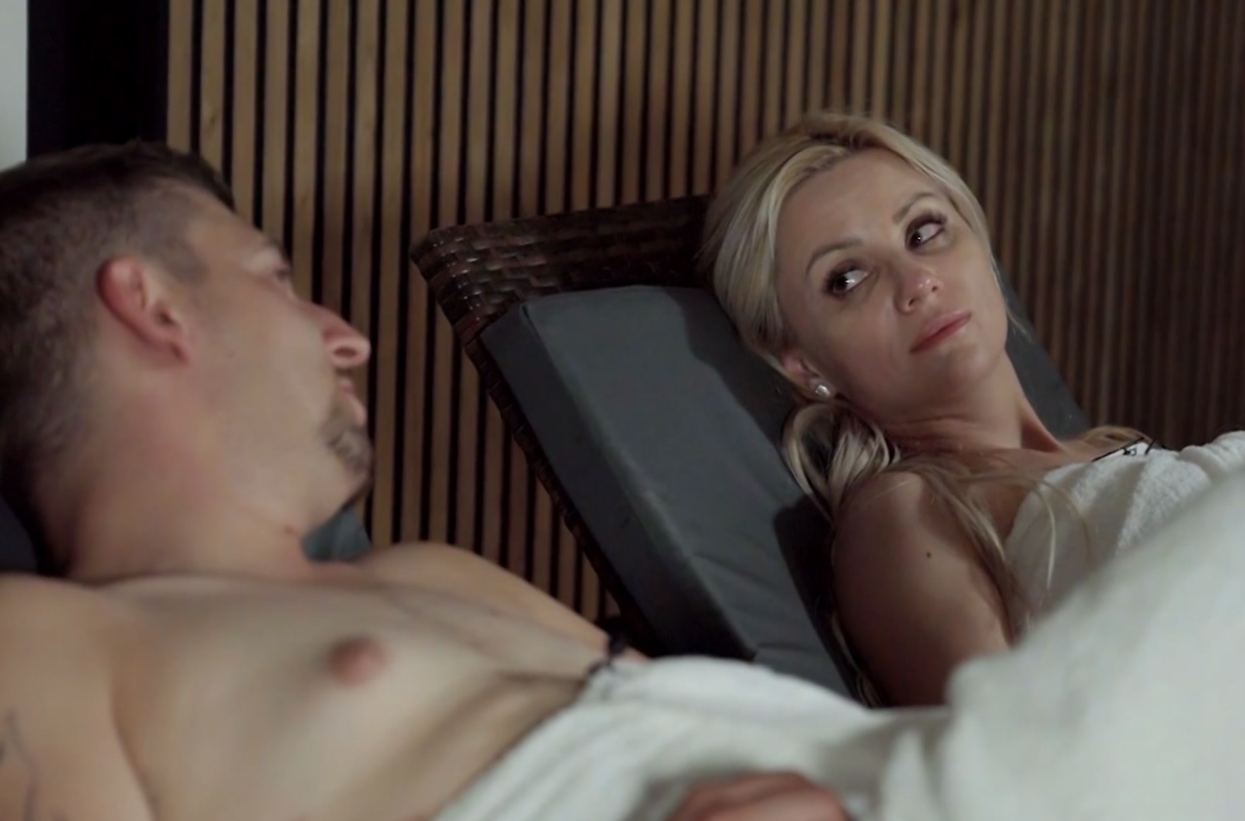 Ljubezen po domače: Peter izbral Nino, a na romantičnem potovanju hitro doživel hladen tuš