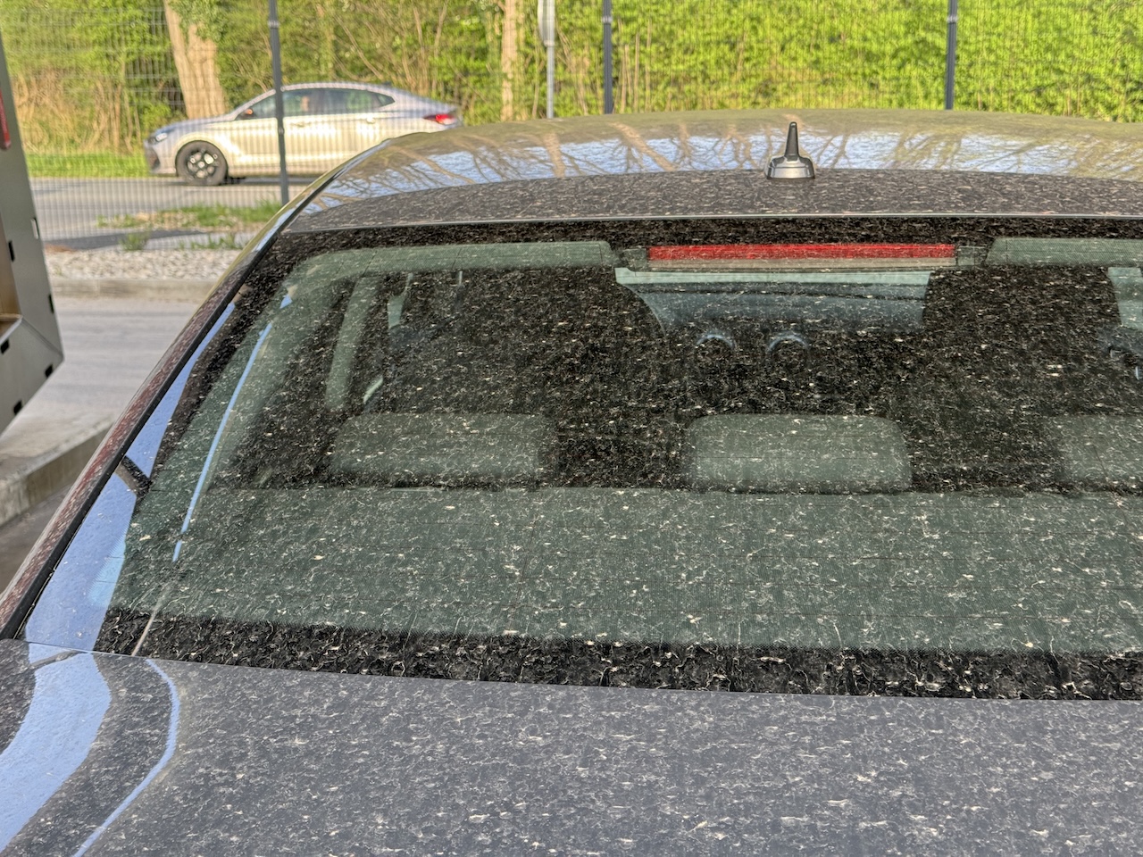 Meteorologi svarijo: Nad Slovenijo prihaja "umazani dež", ki bo pustil vidne sledi