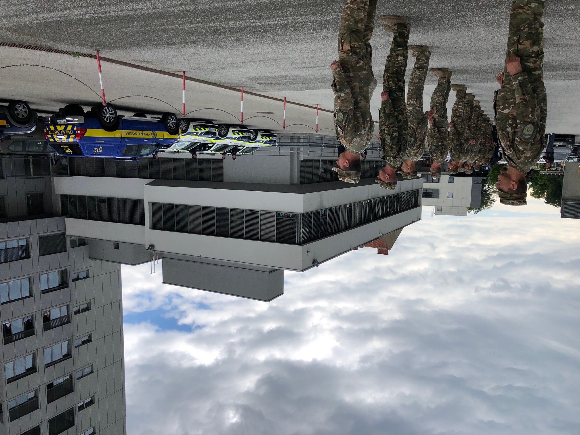 V Sloveniji aktivacija mešanih patrulj policije in vojske?