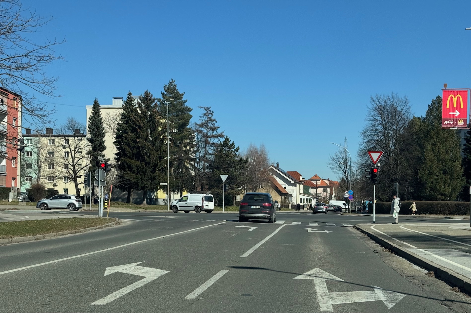 Na Cesti proletarskih brigad lahko jutri pričakujete nekaj prometnega kaosa