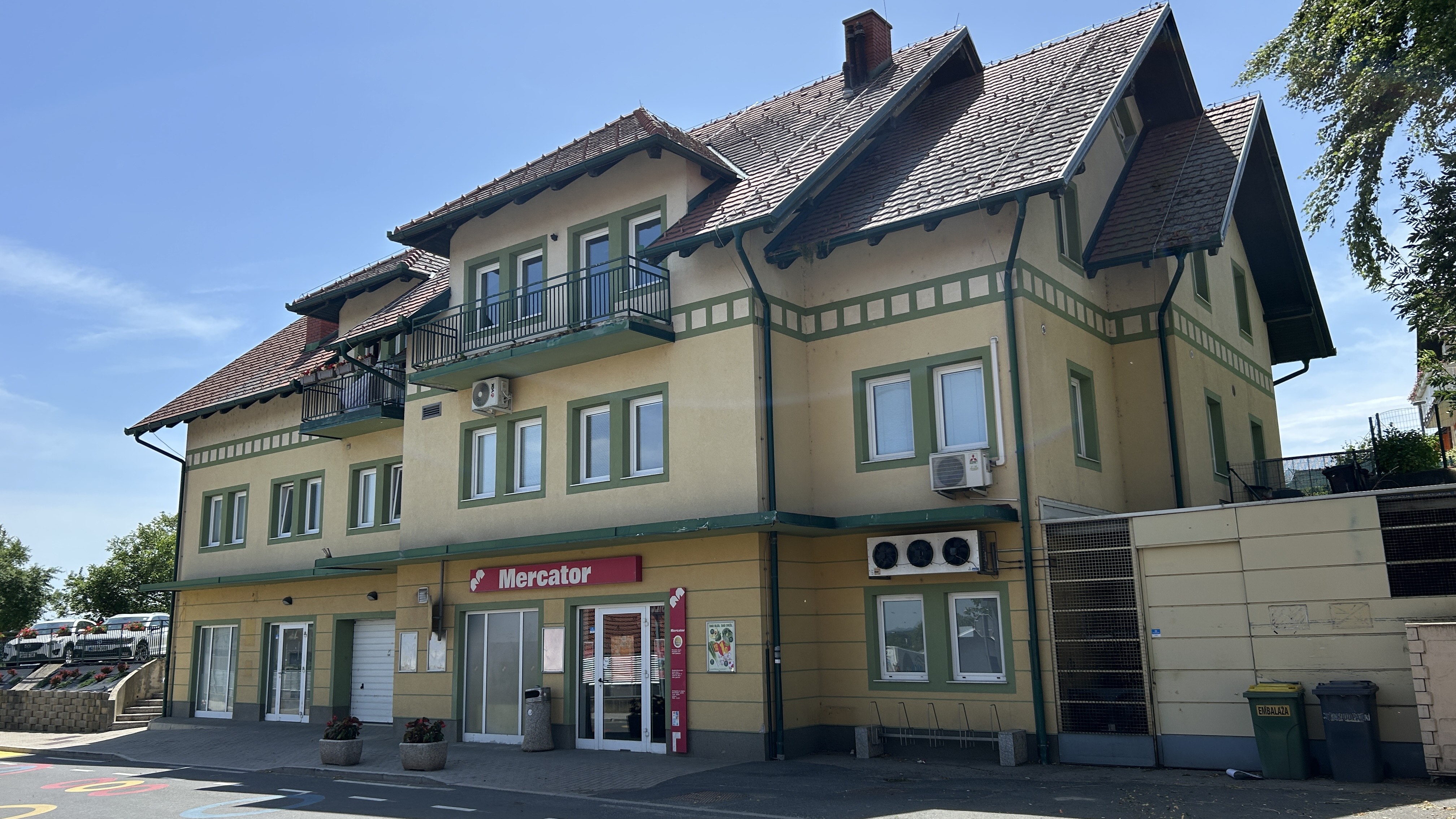 Mercator zaprl trgovini na Sveti Ani in v Cerkvenjaku, prav tako štiri poslovalnice v Mariboru