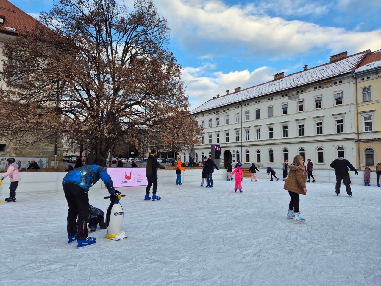 Župan Arsenovič zaradi uspeha drsališča načrtuje revitalizacijo okolice Kodžaka