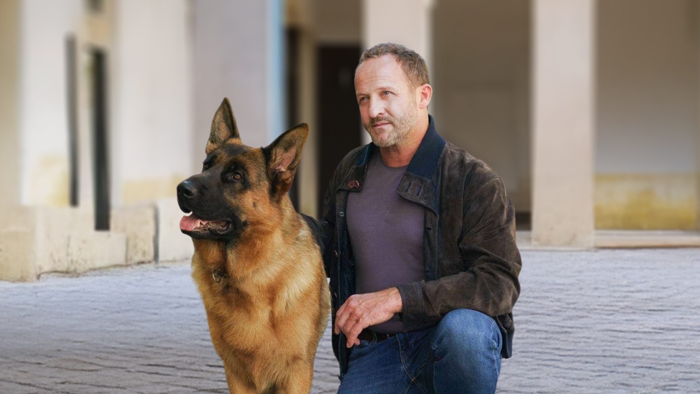 Na televizijske zaslone se vrača najslavnejši policijski pes