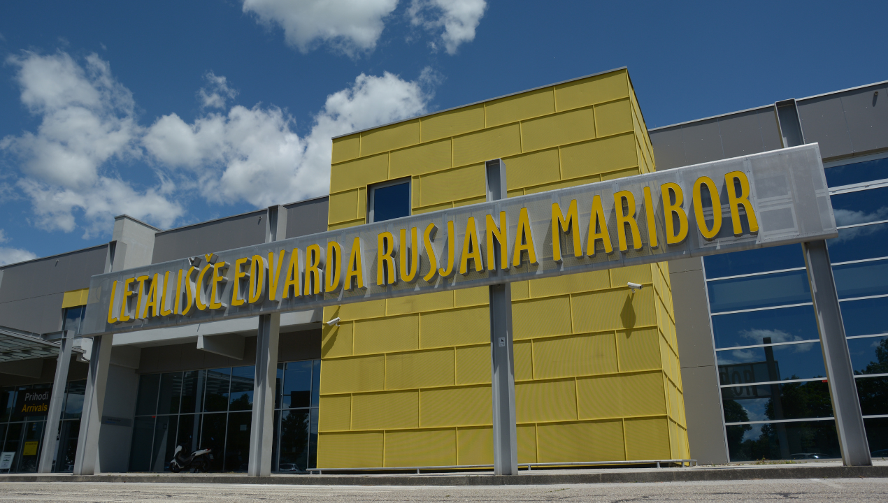 Bo mariborsko letališče do jeseni dobilo novo streho?