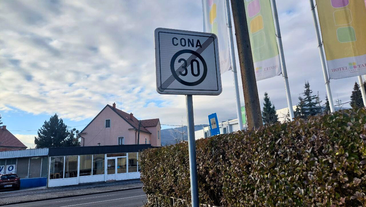 Osvežimo znanje prometnih predpisov: Kako vemo, da je konec območja omejene hitrosti?